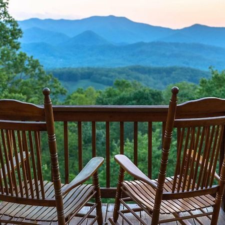 3 Bed 3 Bath Vacation Home In Whittier エクステリア 写真